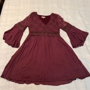 Easel lace dress with bell sleeves